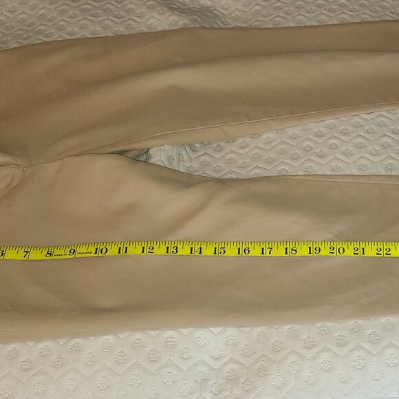 ANN TAYLOR LOFT MARISA TAPERED KHAKI COLOR CAPRI PANTS - SIZE 2 - Picture 9 of 17